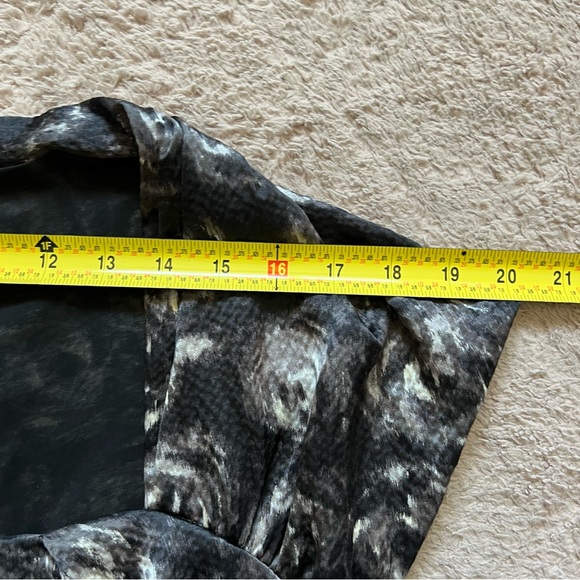 Ann Taylor Silk Blend Blouse Women’s Size L - Picture 5 of 6